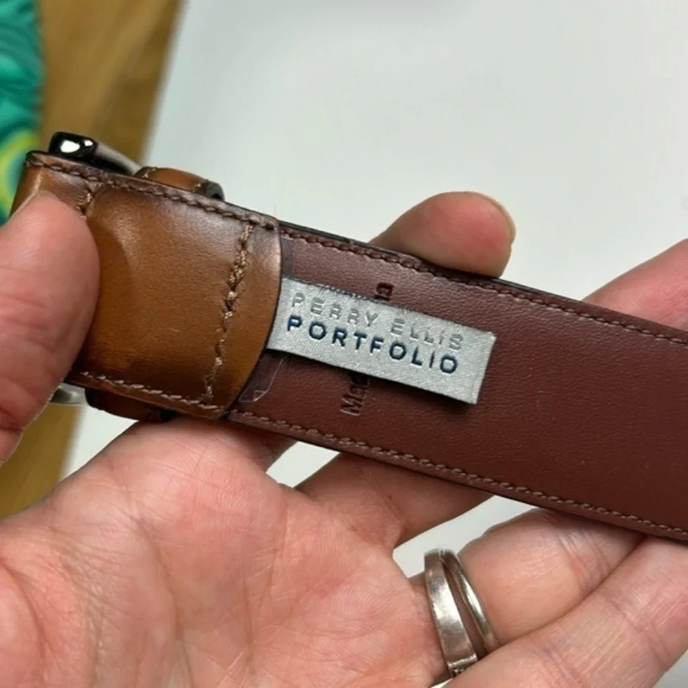 Perry Ellis portfolio‎ brown leather belt